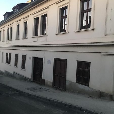 Sziklai Apartman Veszprem Exterior photo